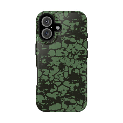 Faded Green Giraffe MagSafe Tough iPhone Case