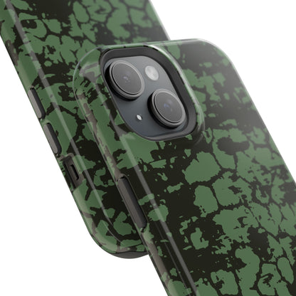 Faded Green Giraffe MagSafe Tough iPhone Case