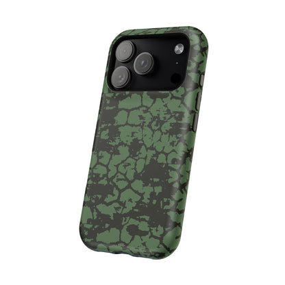 Faded Green Giraffe MagSafe Tough iPhone Case